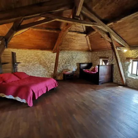 L&m, Domaine De L'ameillee * Puy-lʼÉvêque